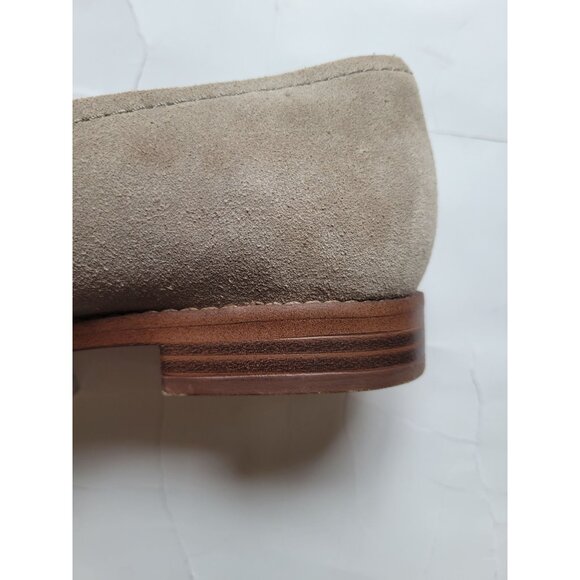 Franco Sarto Ladies Size 8M Harlow Beige Suede Classic Modern Office Wear - Picture 7 of 8